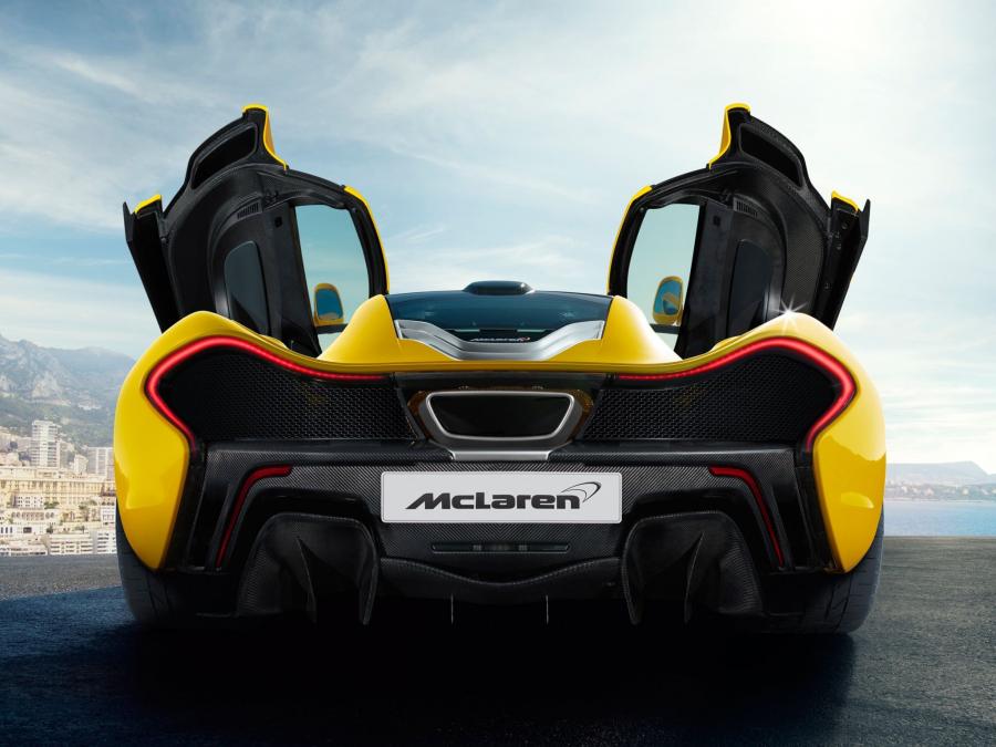  McLaren P1 2013 года  (фото 35 из 49)
